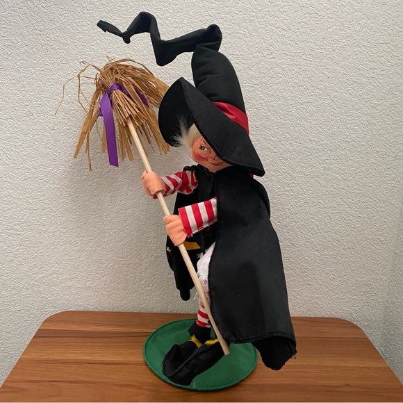 Vintage 1994 ANNALEE Doll Witch with Broom 20” Halloween Doll - Picture 7 of 15